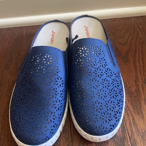 J Sport floral mule NWT - Picture 2 of 4